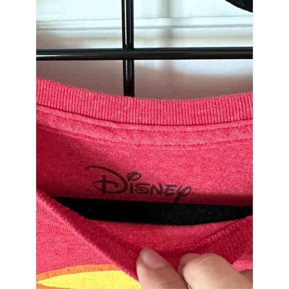 Disney Lion King Hakuna Matata T-Shirt Adult L Red Simba Timon & Pumbaa - Picture 2 of 8